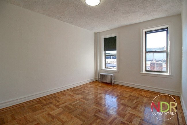 Foto del edificio - 710 Avenue S
