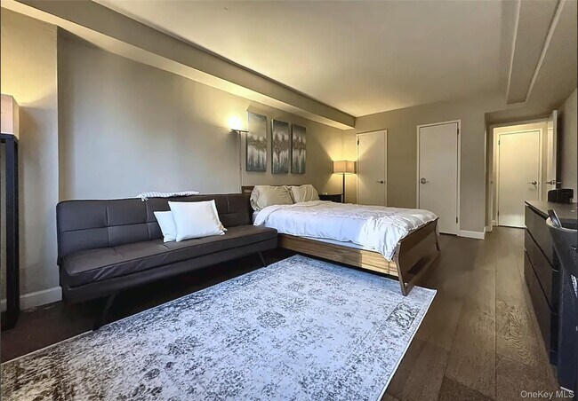 Foto del edificio - 120 E 90th St