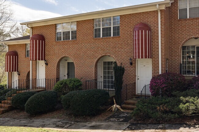 Building Photo - 154 Sleepy Creek Dr