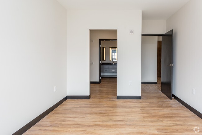 Interior Photo - Battery Park Lofts Apartments