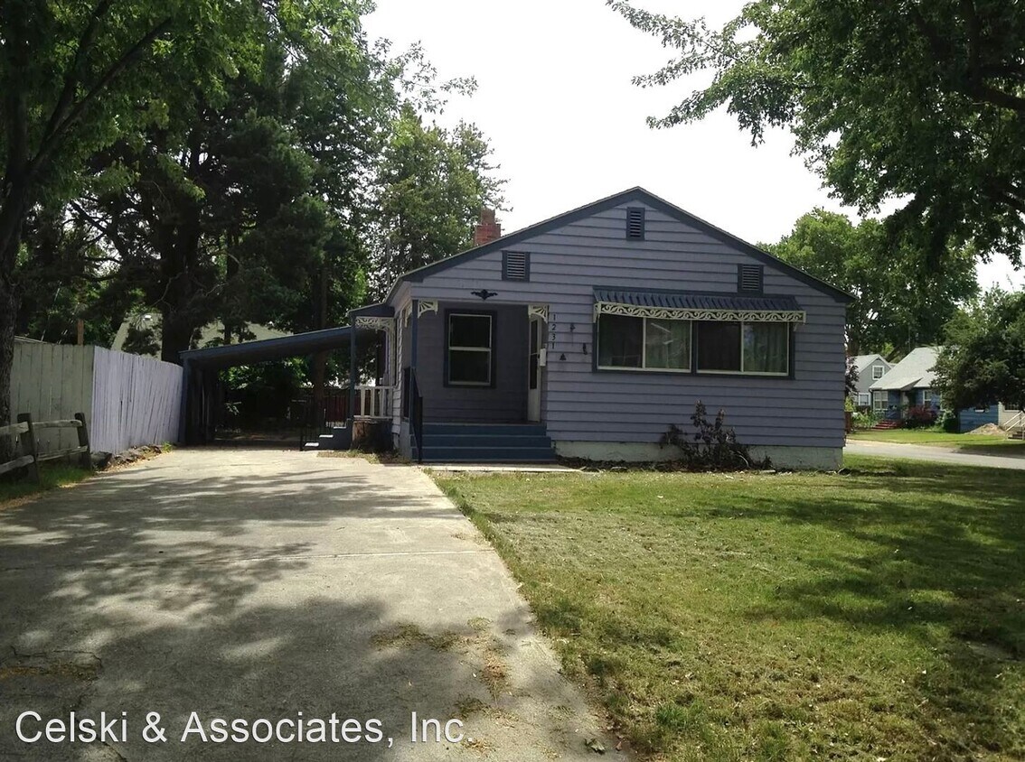 Foto principal - 3 br, 1 bath House - 1231 Bruneau