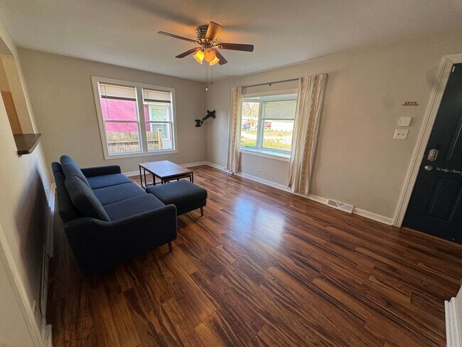 Foto del edificio - 20 Iowa Ave