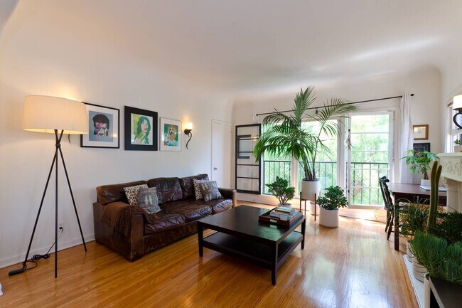 Building Photo - 508 N Spaulding Ave