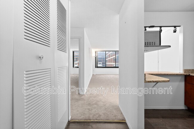 Foto del edificio - 1301 20th St NW