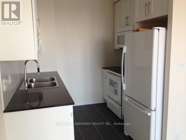 Photo du bâtiment - 4070 Confederation Pkwy