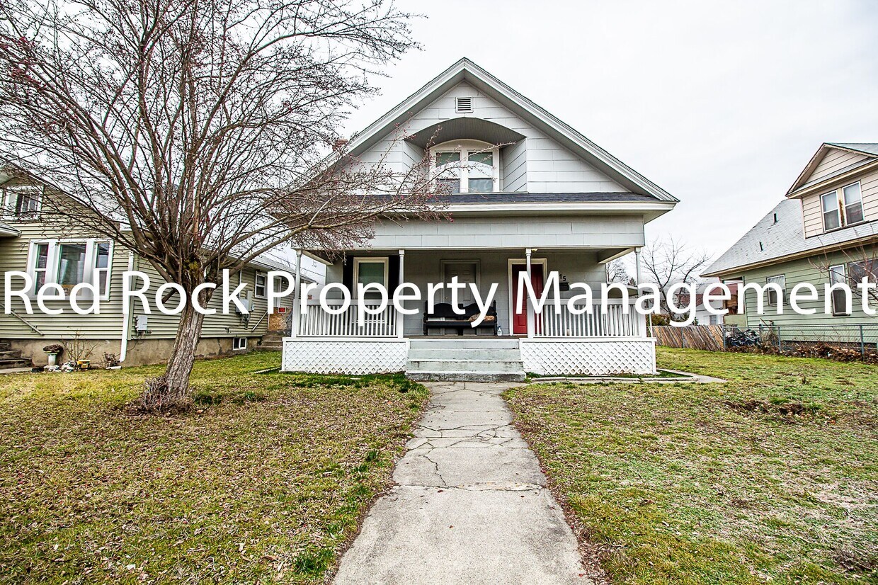 Primary Photo - 515 E Montgomery Ave