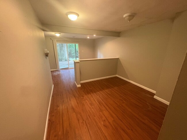 Building Photo - The Colonies 2BR+Office, 1Car Garage – Wes...