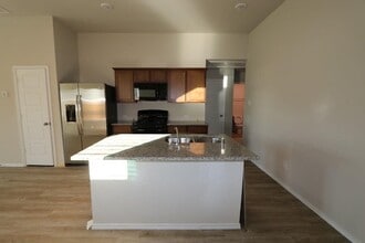 Building Photo - 21423 Bluebonnet Cove Ct