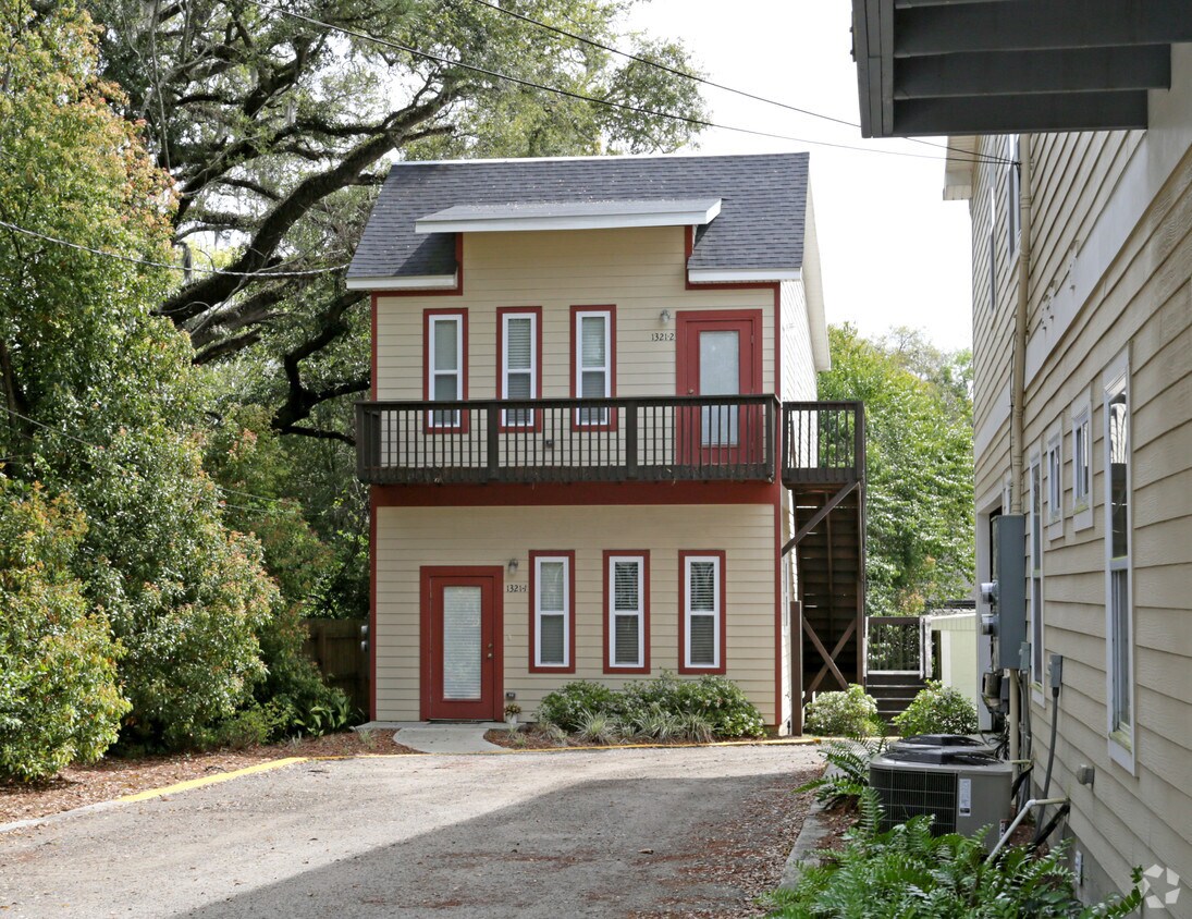 Foto del edificio - 1317-1321 N Duval St