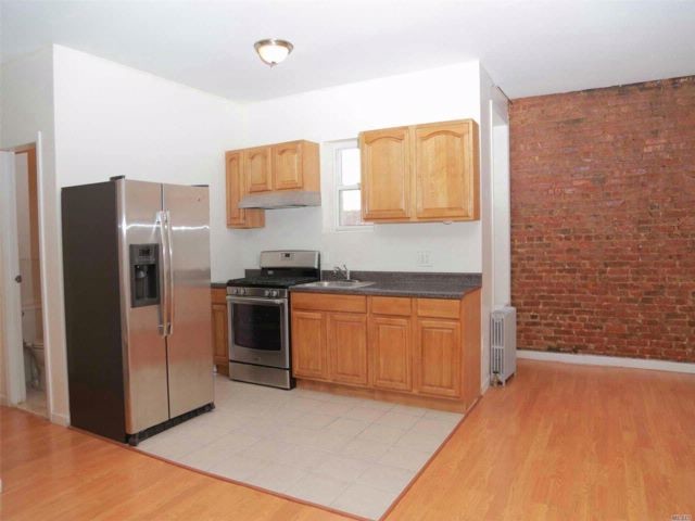 Foto del edificio - 614 Wilson Ave