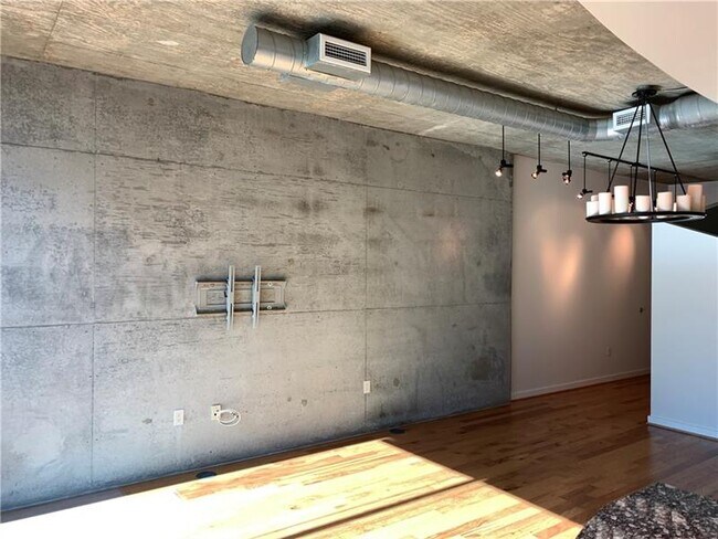 Foto del edificio - 923 Peachtree St NE
