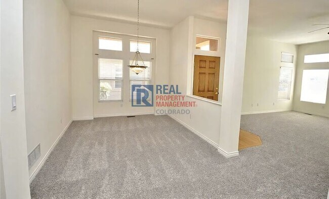 Foto del edificio - 3447 Plantation Grove