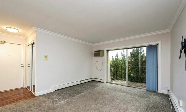 Foto del edificio - 1459 N Winslowe Dr