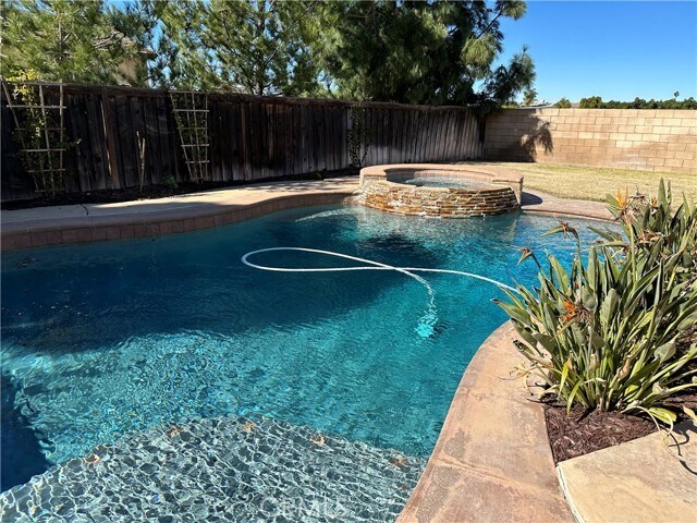 Foto del edificio - 9173 San Gabriel Ct