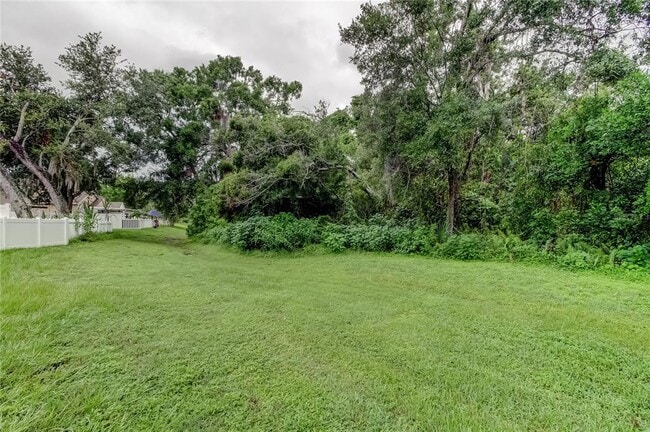 Building Photo - 6101 Lanshire Dr