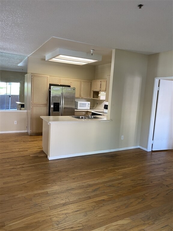 Building Photo - 17161 Alva Rd