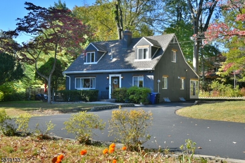 Primary Photo - 79 Colgate Ave