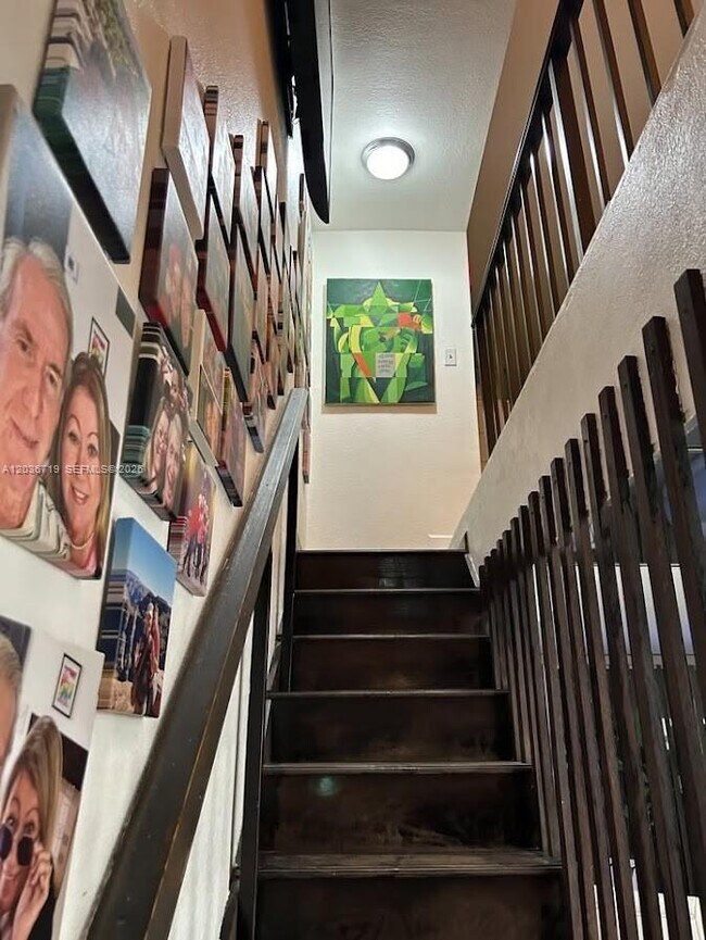 Foto del edificio - 820 NW 87th Ave
