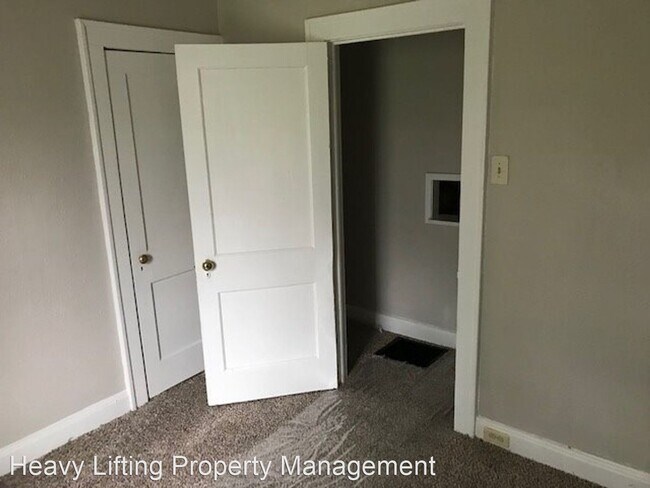 Building Photo - 3200 Green St