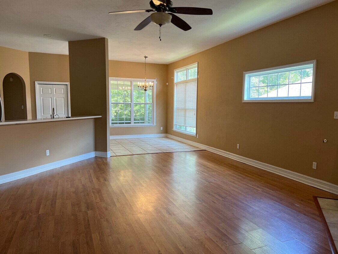 2564 Heathrow Dr, Tallahassee, FL 32312 House Rental in Tallahassee