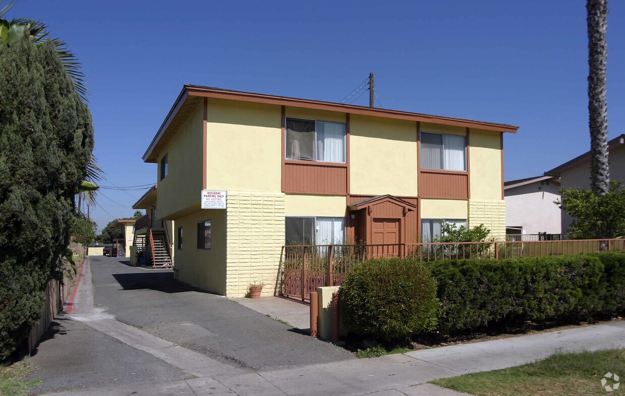 Foto del edificio - 724 W 18th St
