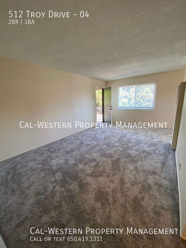 Building Photo - 512 Troy Dr
