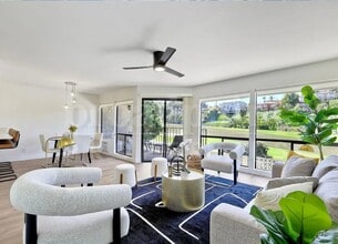 Building Photo - 2507 Navarra Dr
