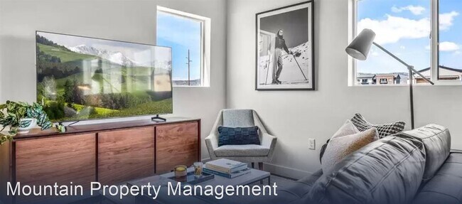 Building Photo - Studio, 1 bath House - 6495 Serviceberry D...