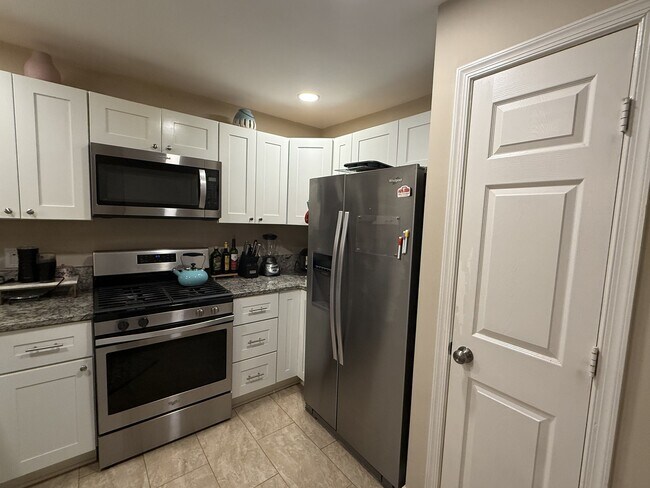 Building Photo - 18805 Sparkling Water Dr