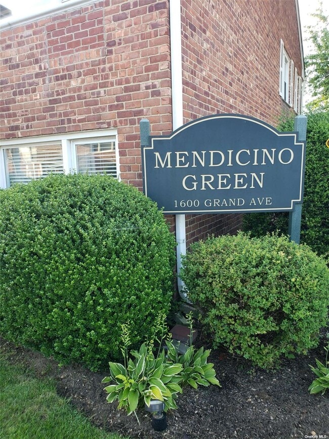 Foto del edificio - 1600 Grand Ave