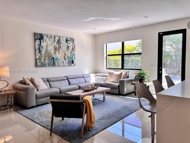 Foto del edificio - 8895 NW 99th Ct