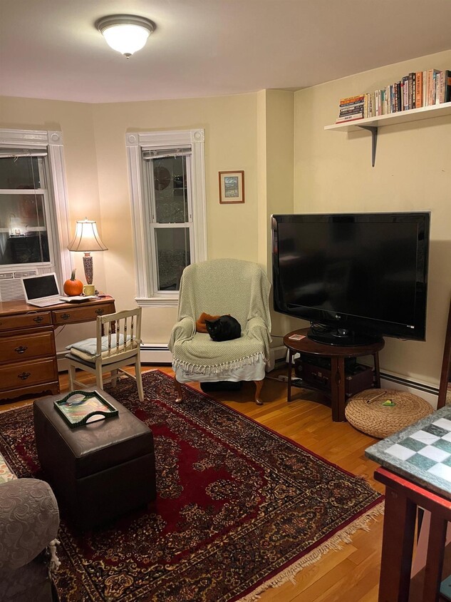 Foto principal - 213 Highland Ave