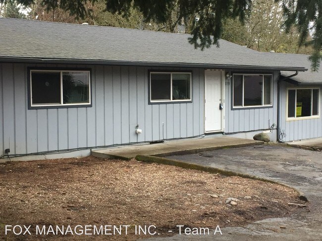 Building Photo - 1125-1133 NE 162nd Ave