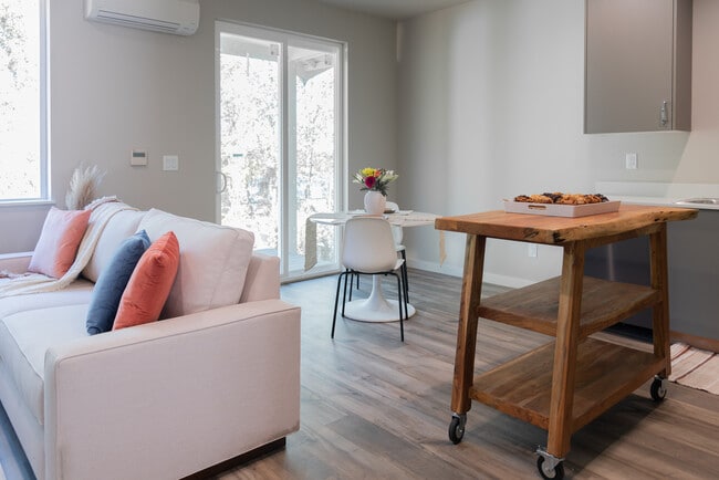 Harley Townhomes photo'