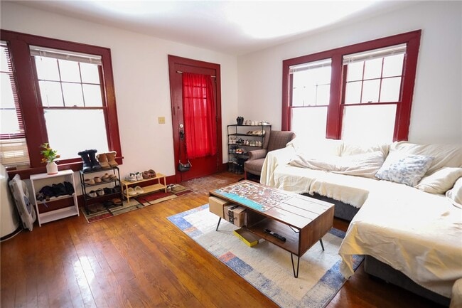 Foto del edificio - 610 Mitchell St