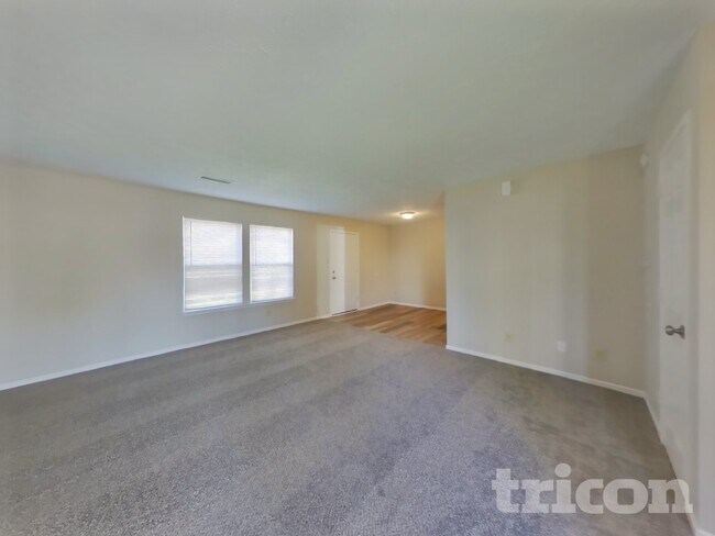 Foto del edificio - 779 Fern St