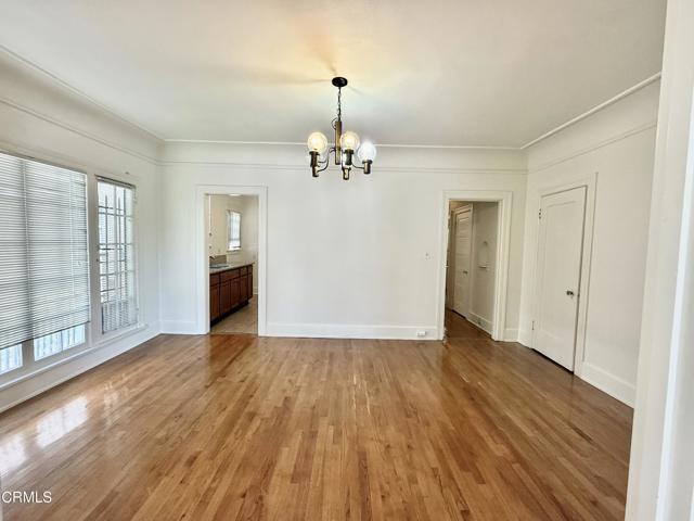 Building Photo - 208 S New Hampshire Ave