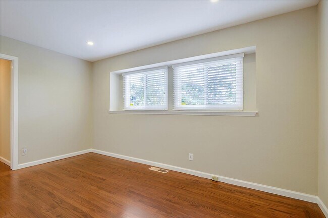 Foto del edificio - Gorgeous ADU Apartment | Washer/Dryer | Private Entrance