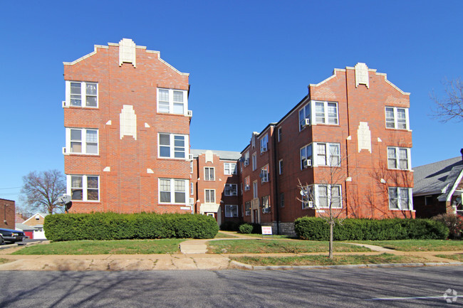 Building Photo - 5743-5751 Chippewa St