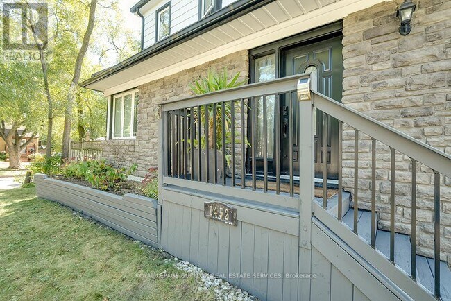 Building Photo - 1452 Augustine Dr