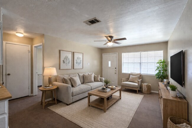 Foto del edificio - 606 Westview Cir