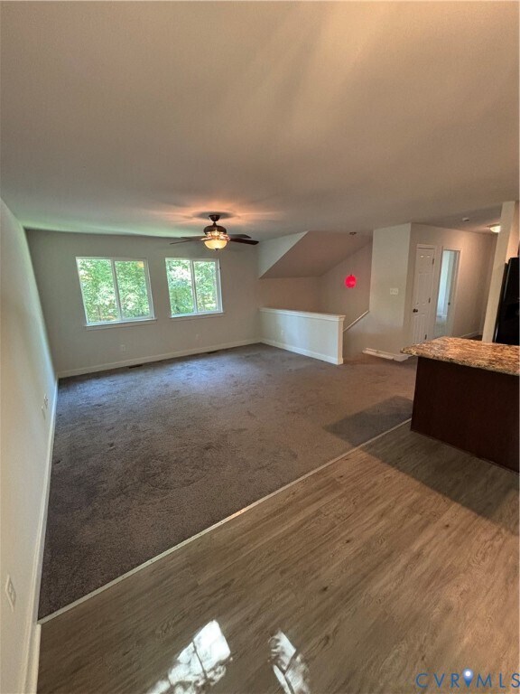 Foto del edificio - 13802 Sutters Mill Rd