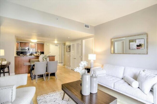 Foto del edificio - 2 bedroom in San Francisco CA 94105