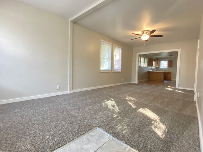 Foto del edificio - 2 Bed Home With A Study Michigan City