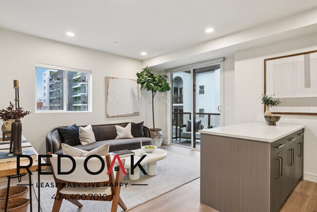 Foto del edificio - 5717 Carlton Way