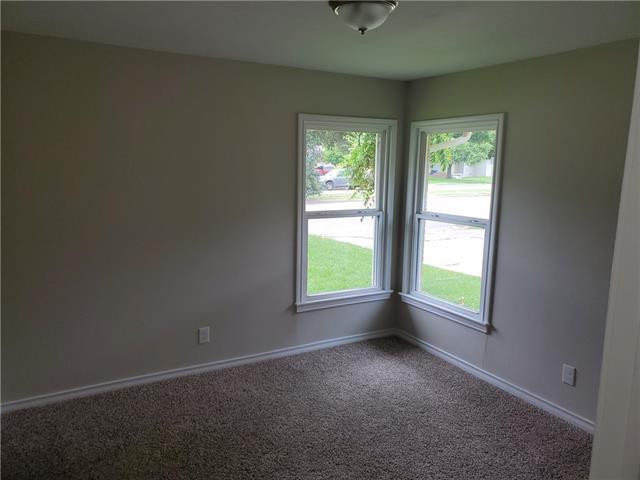 Building Photo - 2728 Oates Dr