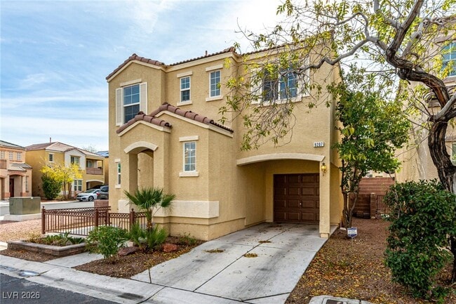 Building Photo - 9207 Onesto Ave