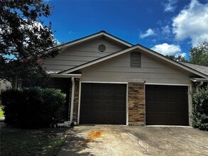 Building Photo - 12218 Dundee Dr