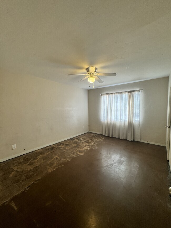 Foto del edificio - 6132 N 16th Dr