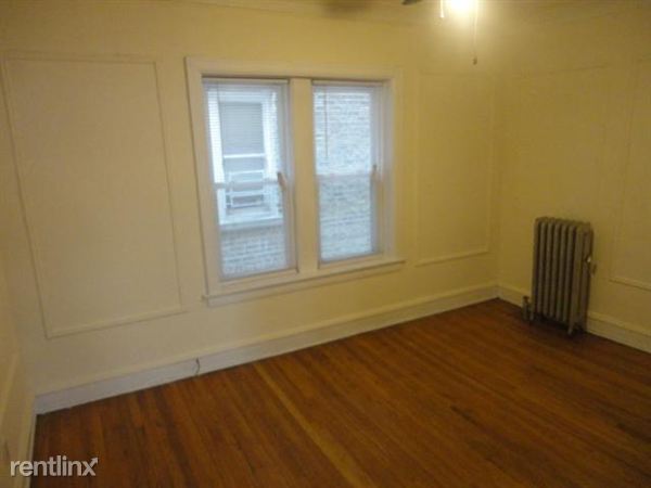 Building Photo - 4837 N Wolcott Ave